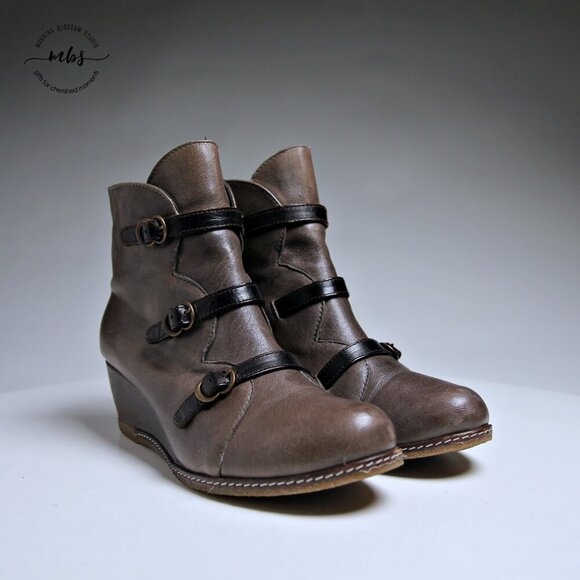 Eric Michael Lena Leather Buckles Side Zip Wedge Booties - Picture 3 of 16